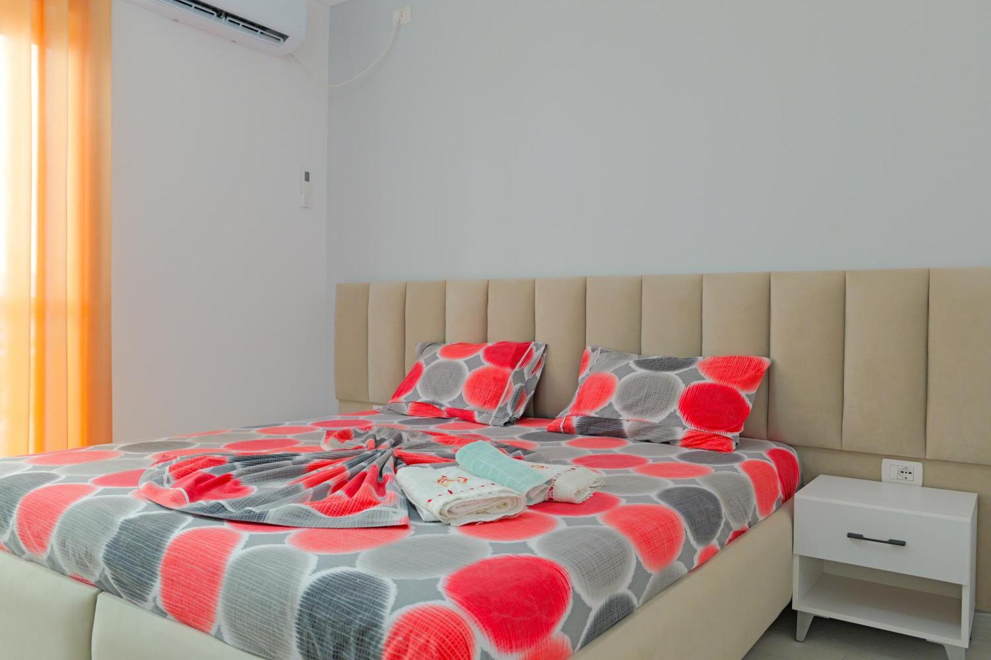 Vila Marina Apartments Saranda Kültér fotó
