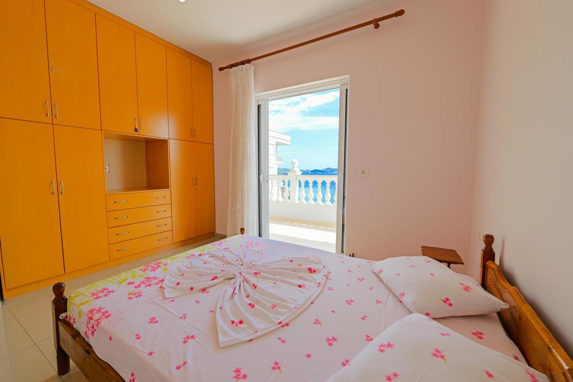 Vila Marina Apartments Saranda Kültér fotó