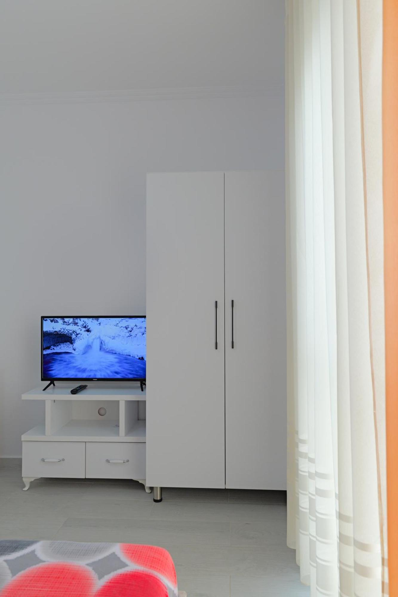 Vila Marina Apartments Saranda Kültér fotó